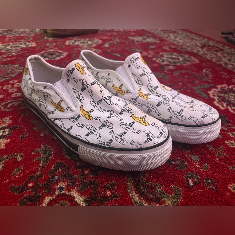 The Beatles Shoes Ben Sherman Men's Sz 11 Yellow Subamarine Slip Ons Vtg 2004